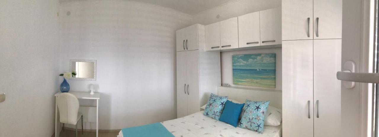 Lux Apartments 科尔丘拉 外观 照片